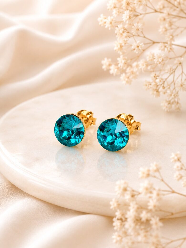 8mm Sudraba nagliņauskari ar Swarovski kristālu "Tesa" Blue zircon