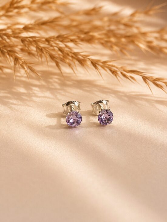 4mm Sudraba nagliņauskari ar Swarovski kristālu "Tesa" Violet