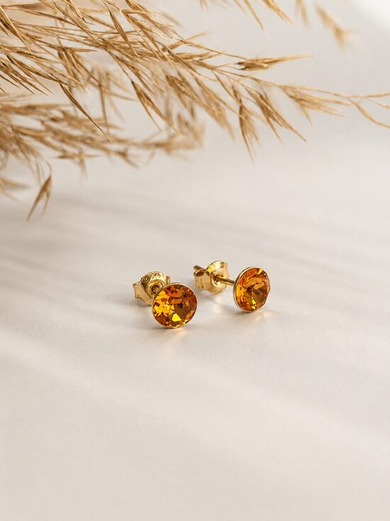 "6mm Sudraba nagliņauskari ar Swarovski kristālu ""Tesa"" Light Amber "