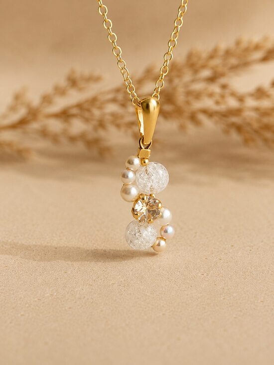 Pērļu vijuma kulona kaklarota ar Swarovski kristālu "Linda" Rock crystal